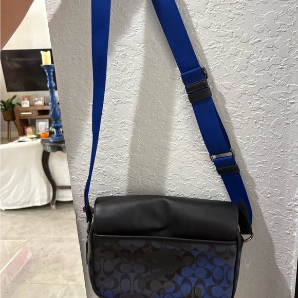 Black and Blue Men's Bag - Picture 1 of 5